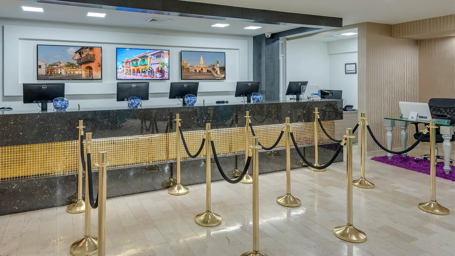 Hotel Cartagena Plaza 4*,  Colombia